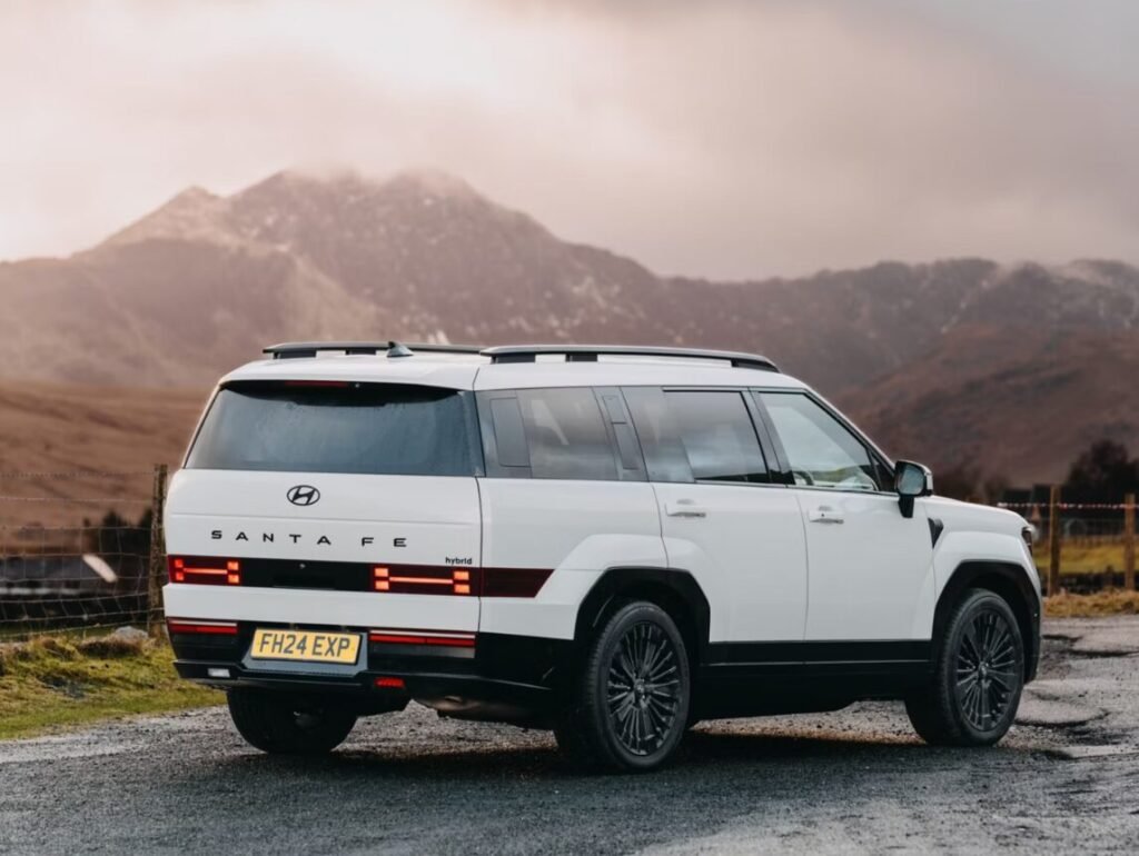 image The 2025 Hyundai Santa Fe UK Review: A Bold, Boxy Revolution in the 7-Seater SUV Market